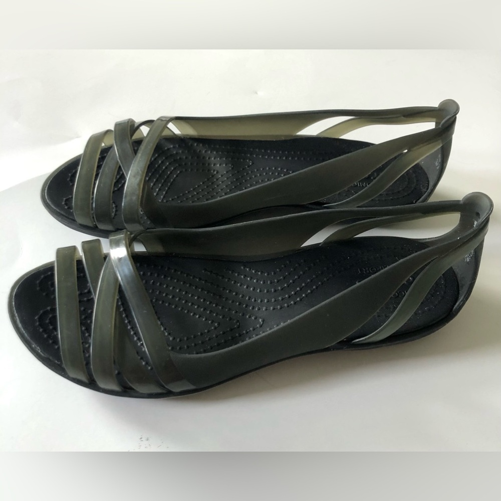 CROCS Flats open toe Size 4 Women’s